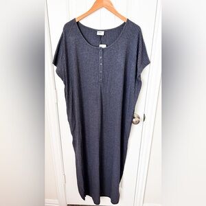 NWT SIMPLE by Suzanne Betro Dress Size XL